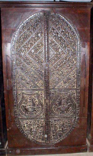 antique furniture jodhpur, jodhpur antique furniture, indian antique furniture, antique wooden furnture, old world furniture